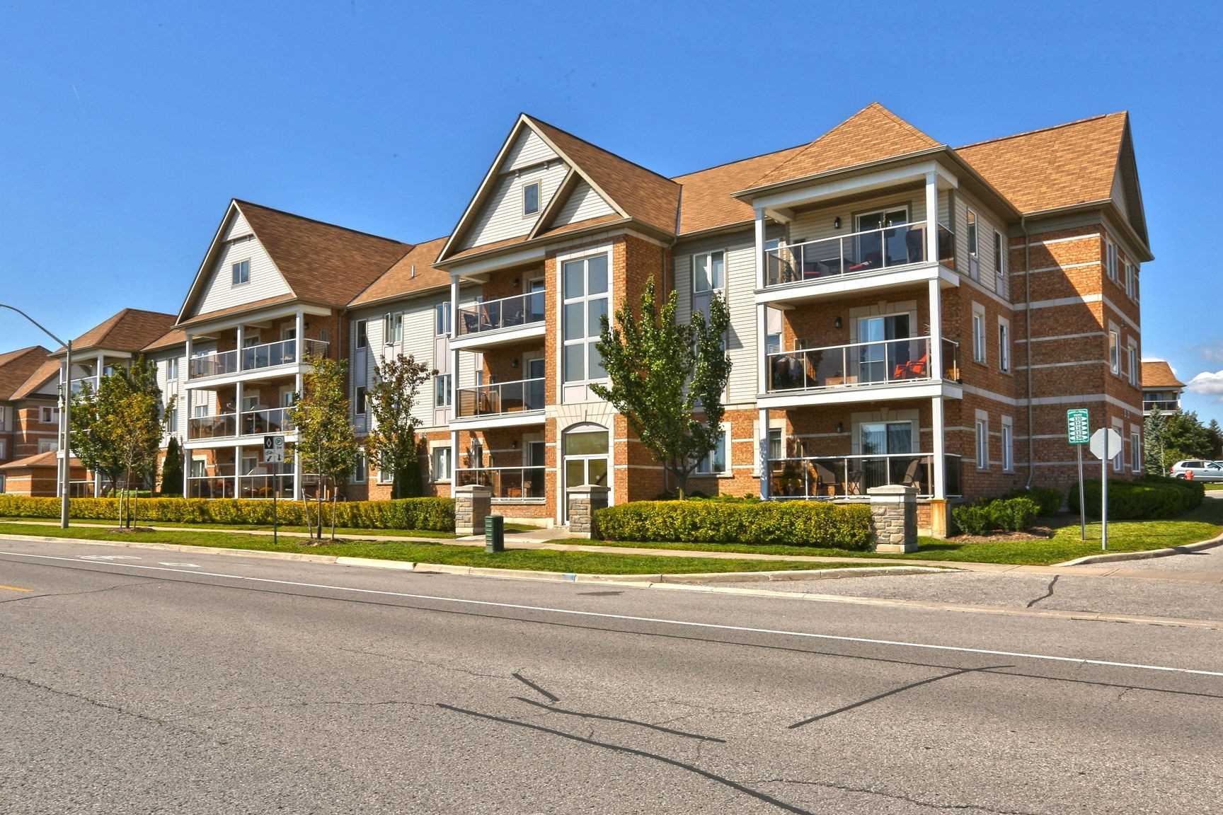 301 136 Aspen Springs Dr, Bowmanville Sold, E4683505 Condos.ca