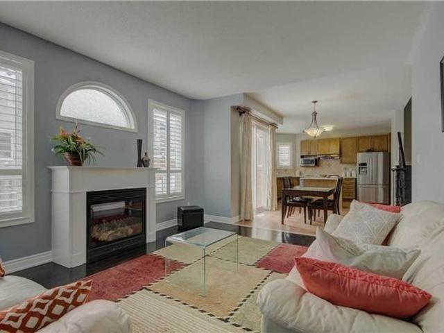 7 Barnfield Cres