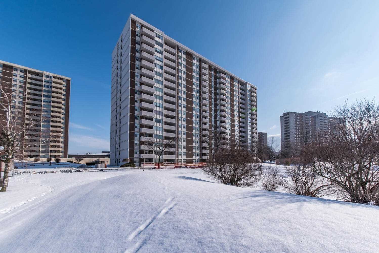 1407 44 Falby Crt, Ajax Sold, E4689032 Condos.ca