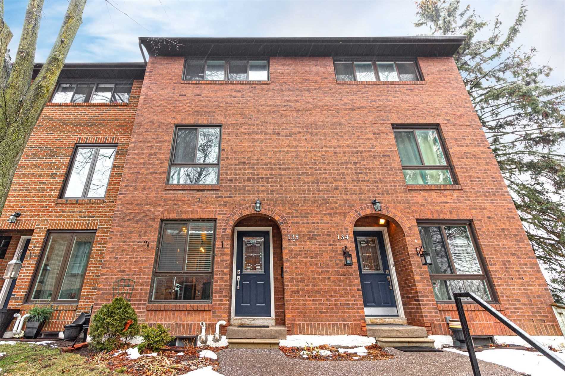 135 26 Livingston Rd, Scarborough Sold, E4709320 Condos.ca