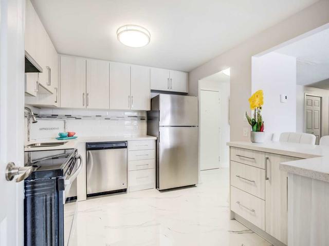 205 - 206 Simpson Ave