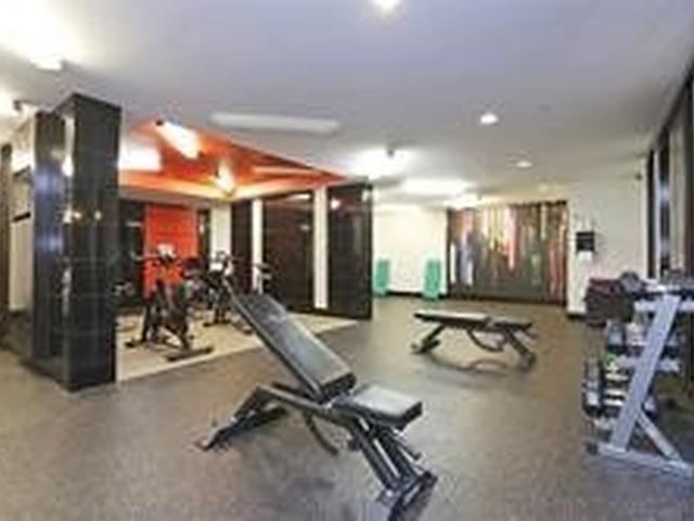 1007 - 1190 Dundas St E