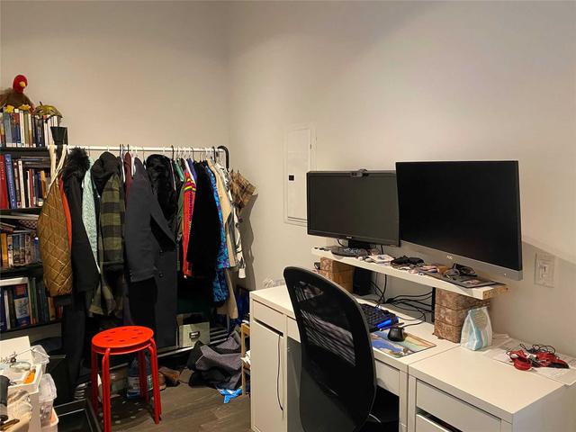 606 - 1201 Dundas St E