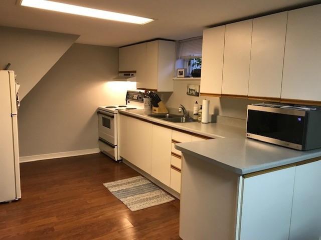 Bsmt - 32 Florens Ave