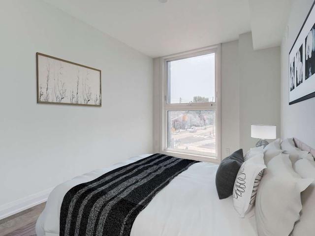 TH9 - 100 Coxwell Ave