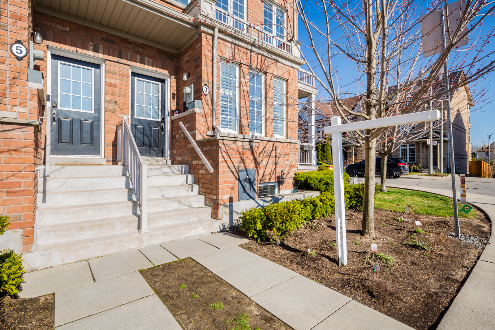 3 Brockville St, Toronto Terminated, E4740564 Condos.ca