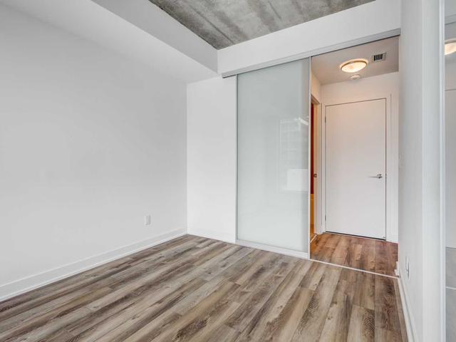 504 - 30 Baseball Pl