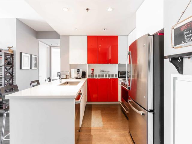 225 - 88 Colgate Ave