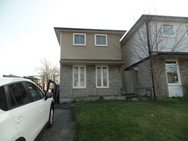 1386 Sharbot St