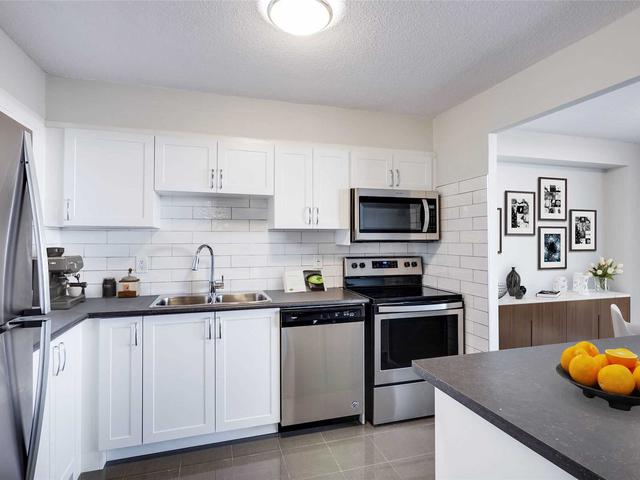 901 - 50 Burnhill Rd