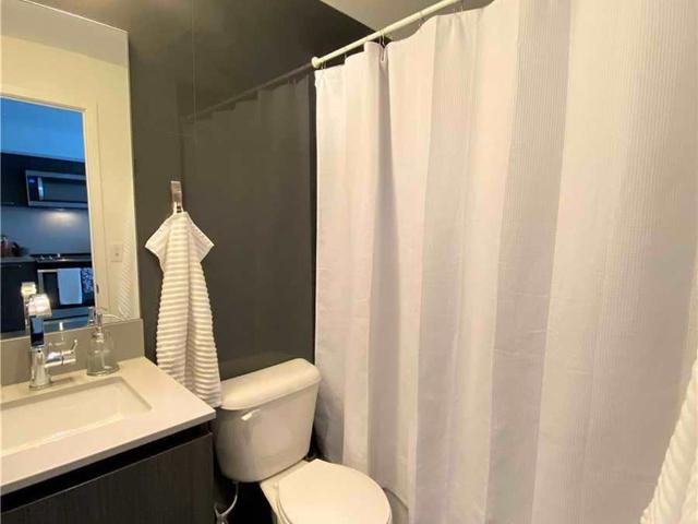 924 - 15 Baseball Pl