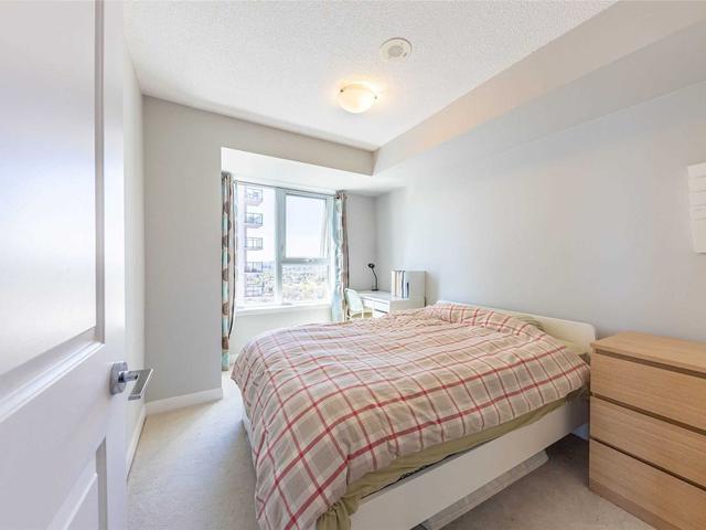 2505 - 25 Town Centre Crt