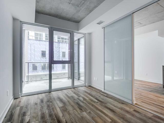 318 - 30 Baseball Pl