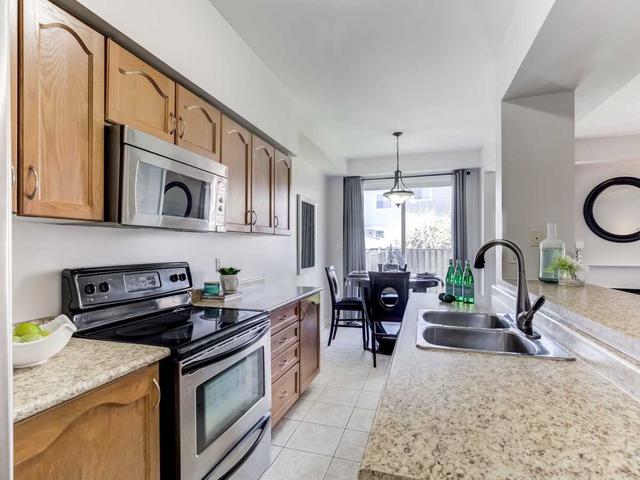 53 Silverwood Circ