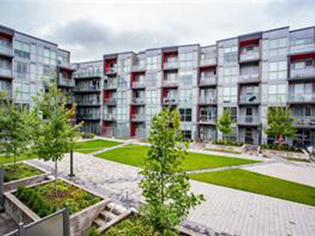 C222 - 5260 Dundas Street