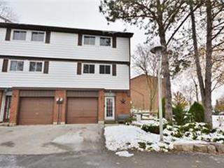 2 BRIAR Lane