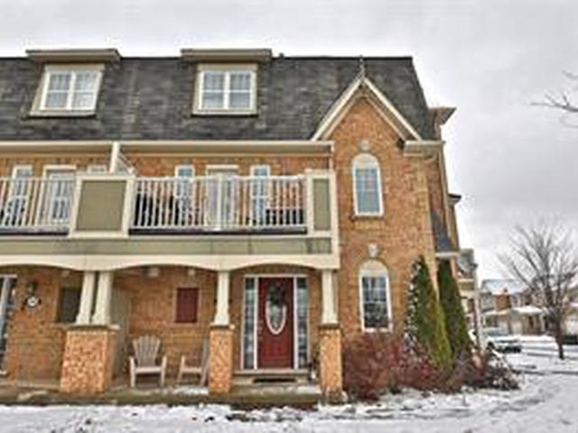 253 WOODLEY Crescent