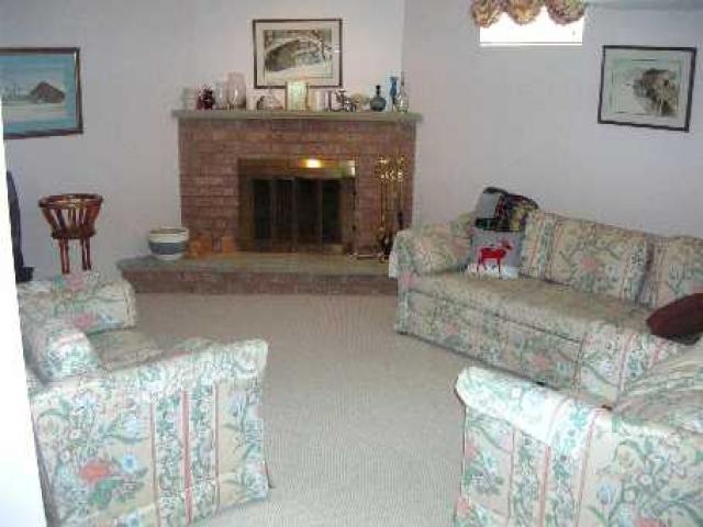 17 Confederation Way