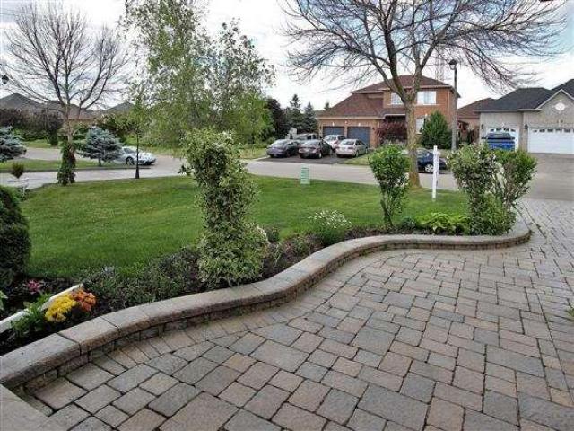 37 Gidleigh Park Cres