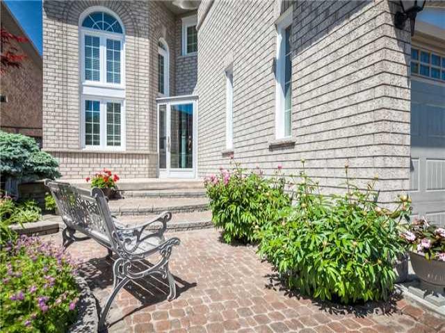 71 Grandlea Cres