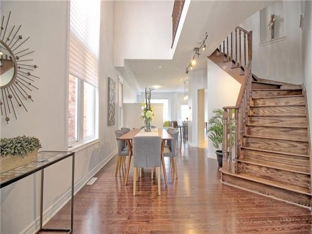 63 Robert Green Cres