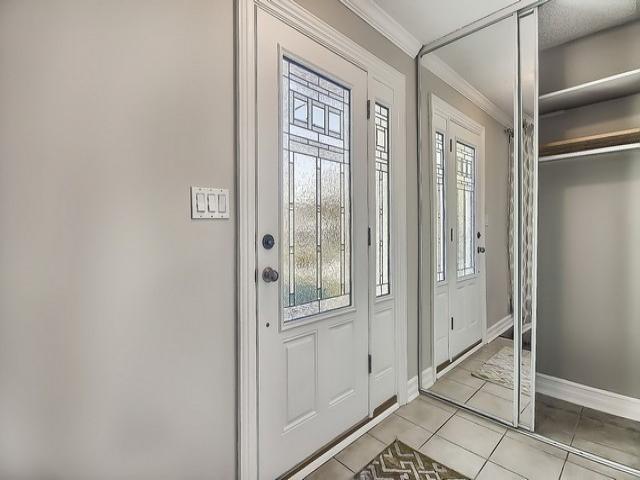 756 Elgin St
