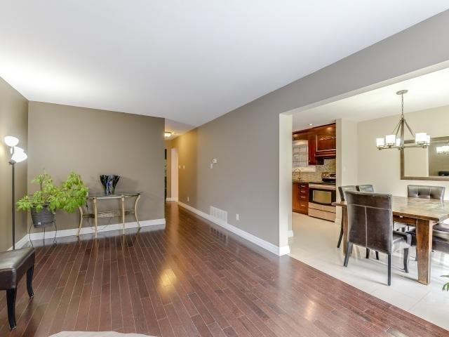 83 North Meadow Cres