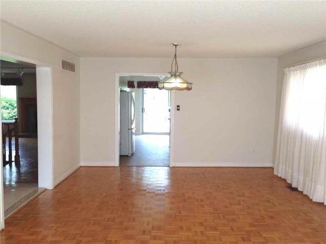 765 College Manor Dr