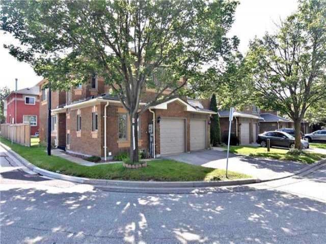 952 Caribou Valley Circ