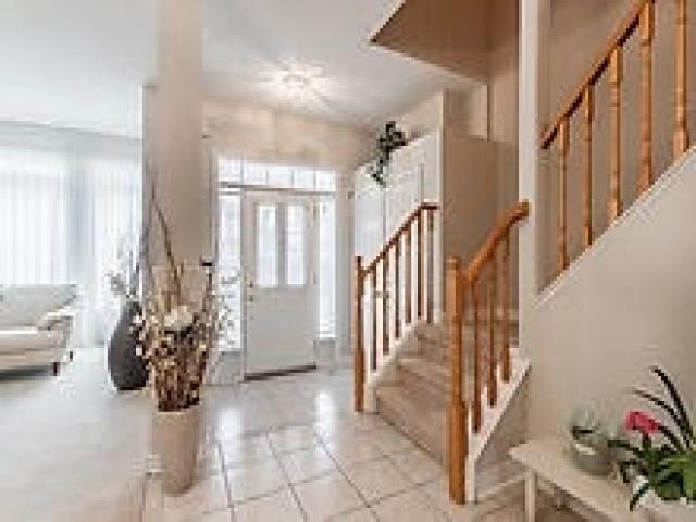 27 Sharon Lee Dr