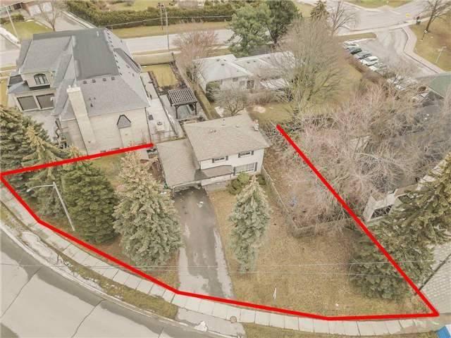 35 Claridge Dr