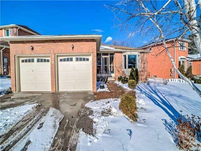989 Leslie Valley Dr