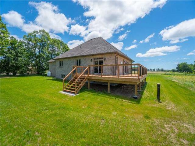 725 Brock Concession 4 Rd