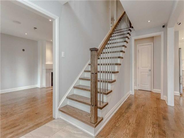 215 Warren Rd