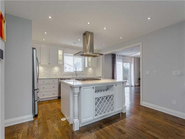 215 Warren Rd