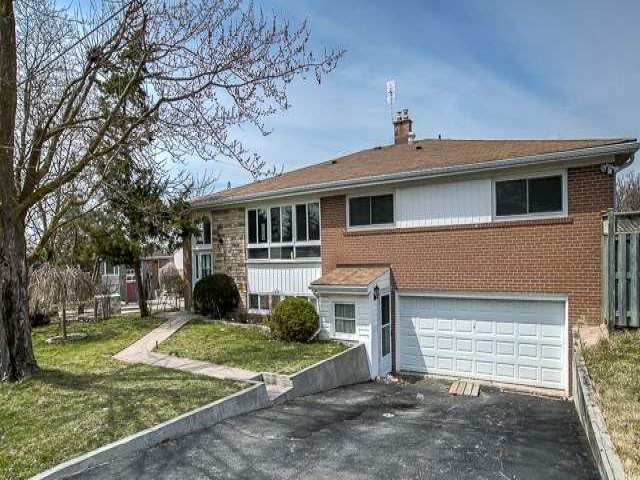 796 Botany Hill Cres
