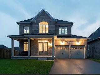 25 Copeland Cres