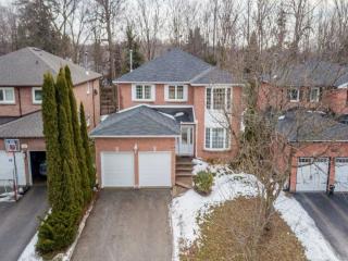 722 Leslie Valley Dr