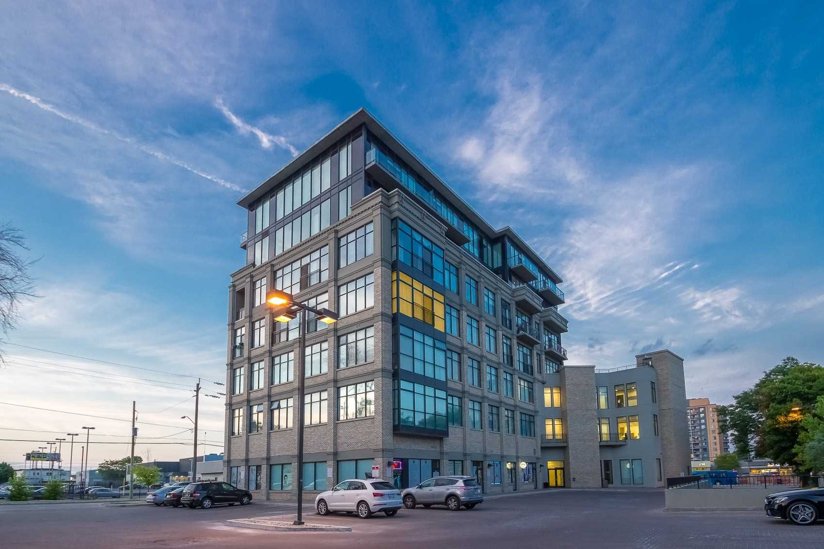 604 10376 Yonge St, Richmond Hill Sold, N4480416 Condos.ca