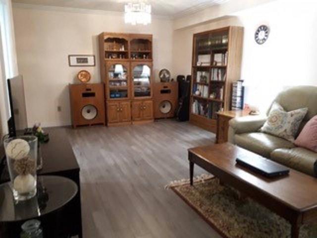 30 Harding Blvd W, Unit 707