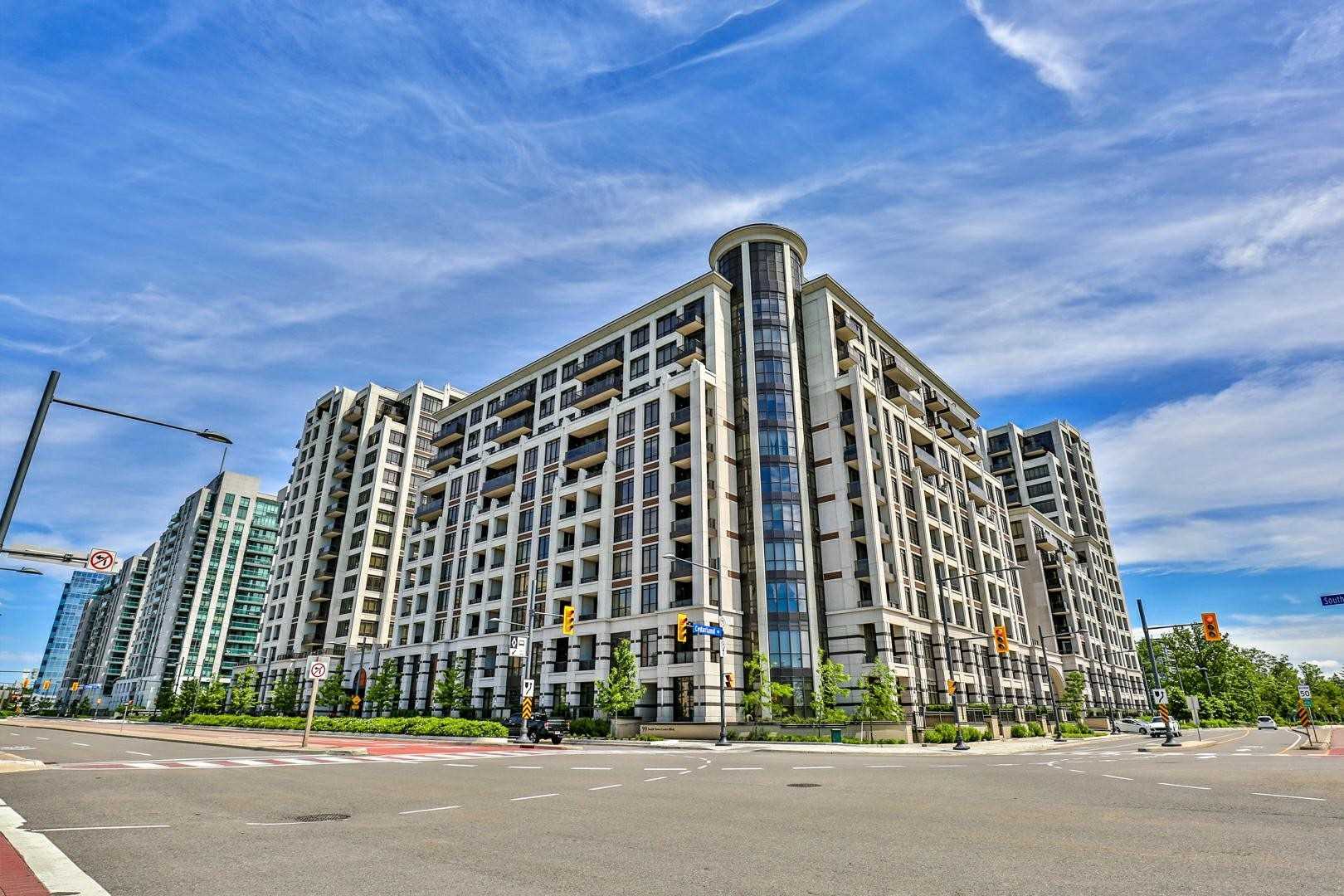 B1209 99 South Town Center Blvd,