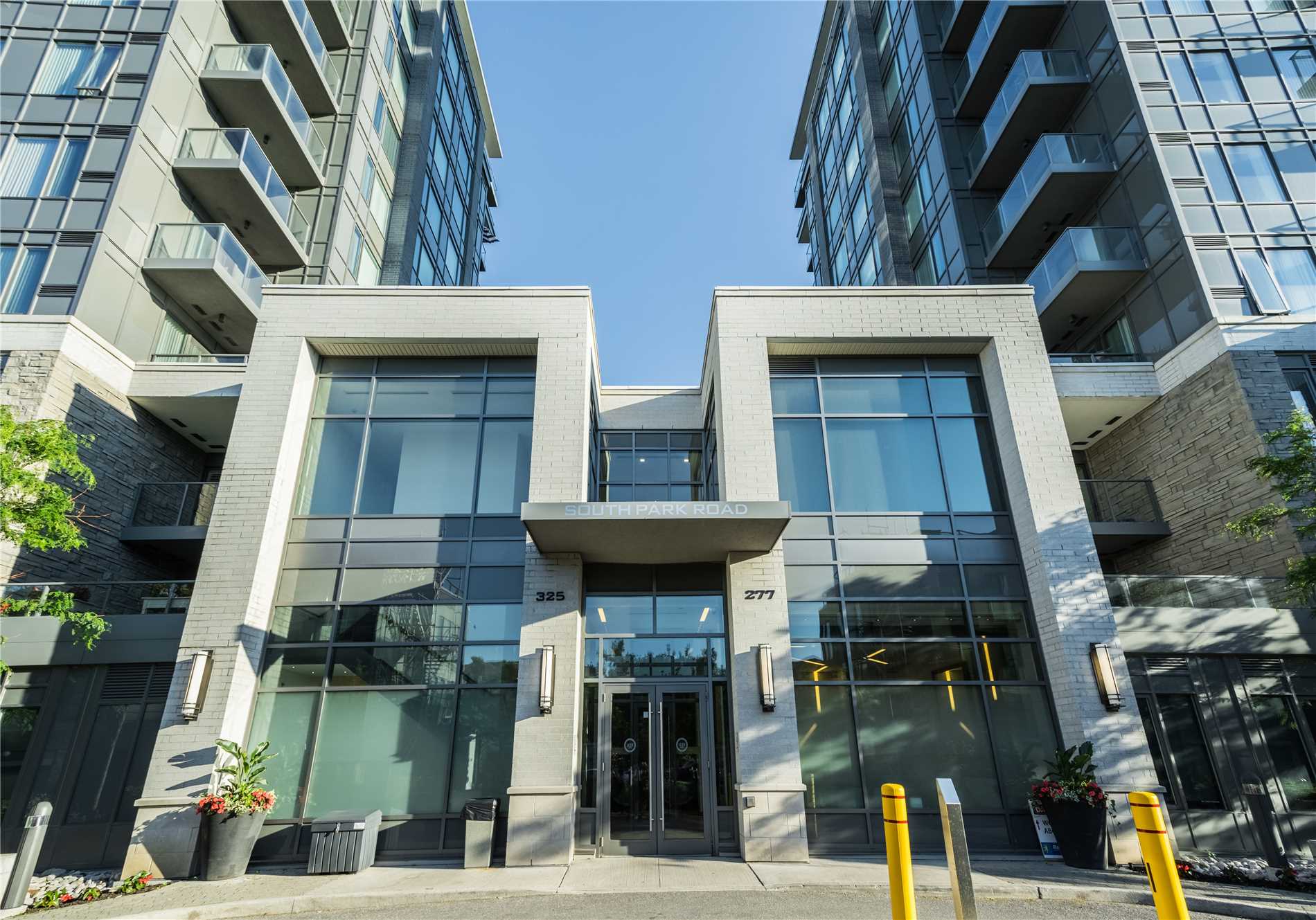 110 277 South Park Rd, Thornhill Sold, N4499620 Condos.ca
