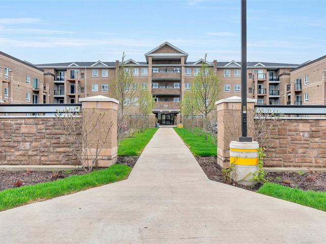 481 Rupert Ave, Unit 2212