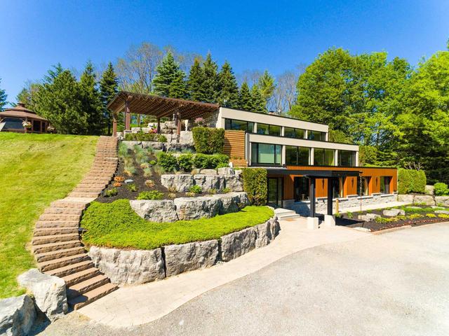 16460 11th Concession Rd