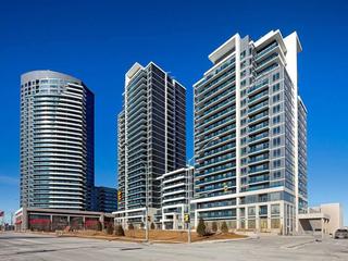 7167 Yonge St, Unit 102