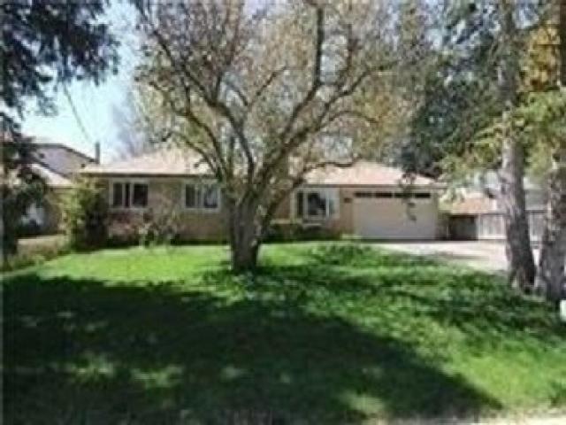 281 Kerrybrook Dr, Unit Upper