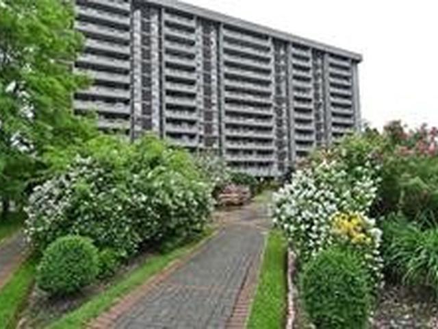 50 Inverlochy Blvd, Unit 309