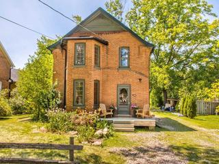 126 Centre St