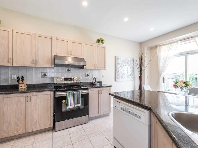37 Southbrook Cres