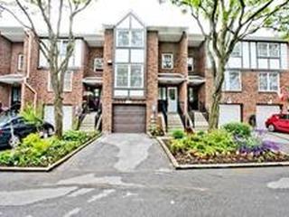 378 Simonston Blvd